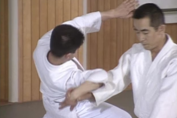 Hanmi Handachi Katate Mochi Shihonage (1)(2)