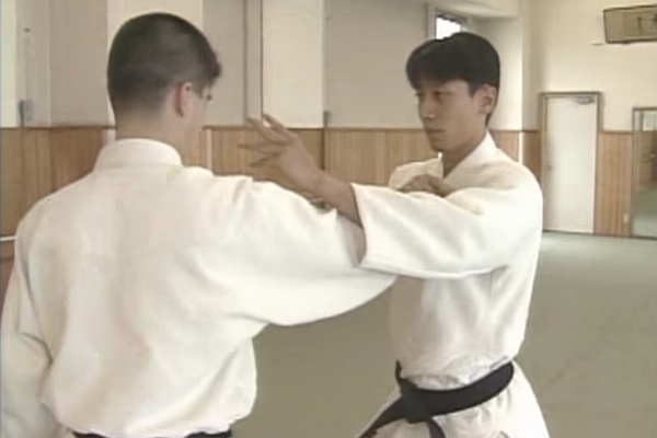 Kata Mochi Nikajo Osae (1)(2)