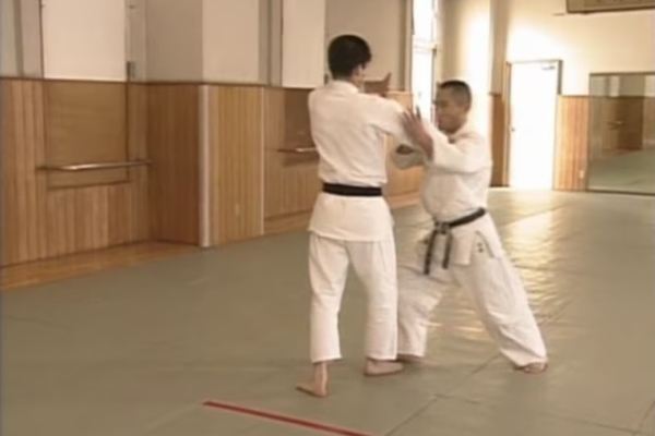 Kata Mochi Yonkajo Osae (1)(2)