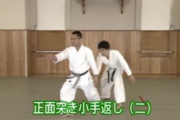 Shomen Tsuki Kotegaeshi (1)(2)
