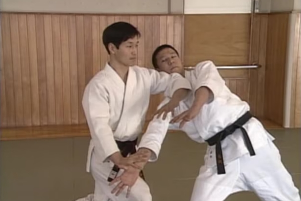 Shomen Uchi Sokumen Iriminage (1)(2)