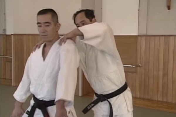 Ushiro Waza Ryokata Mochi Sokumen Iriminage (1)(2)
