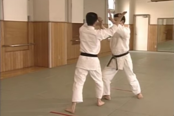 Yokomen Uchi Yonkajo Osae (1)(2)